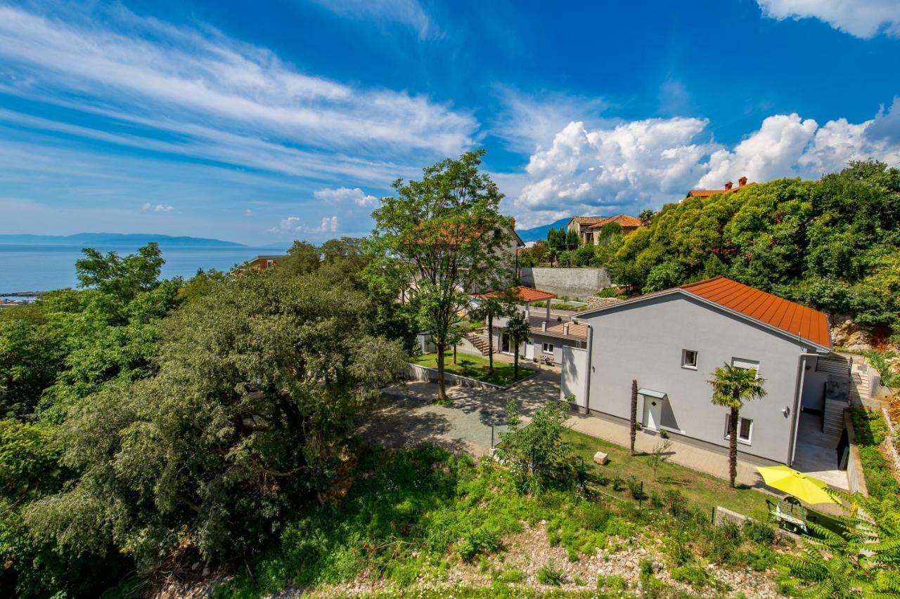 Apartment Piano Rijeka Exteriör bild