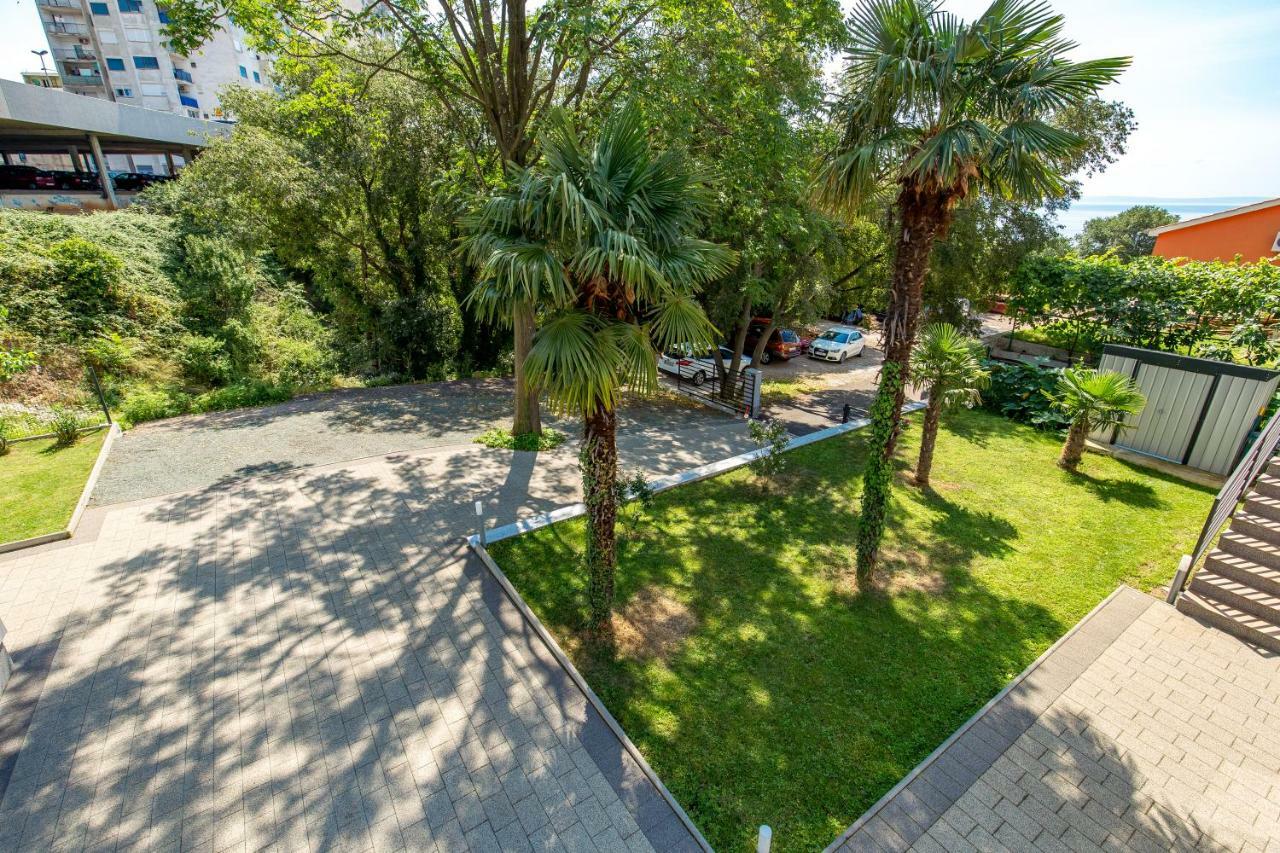 Apartment Piano Rijeka Exteriör bild