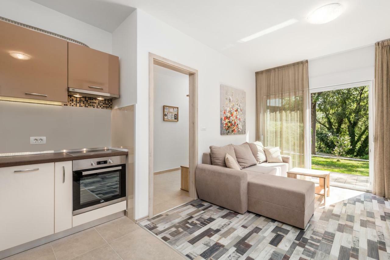 Apartment Piano Rijeka Exteriör bild